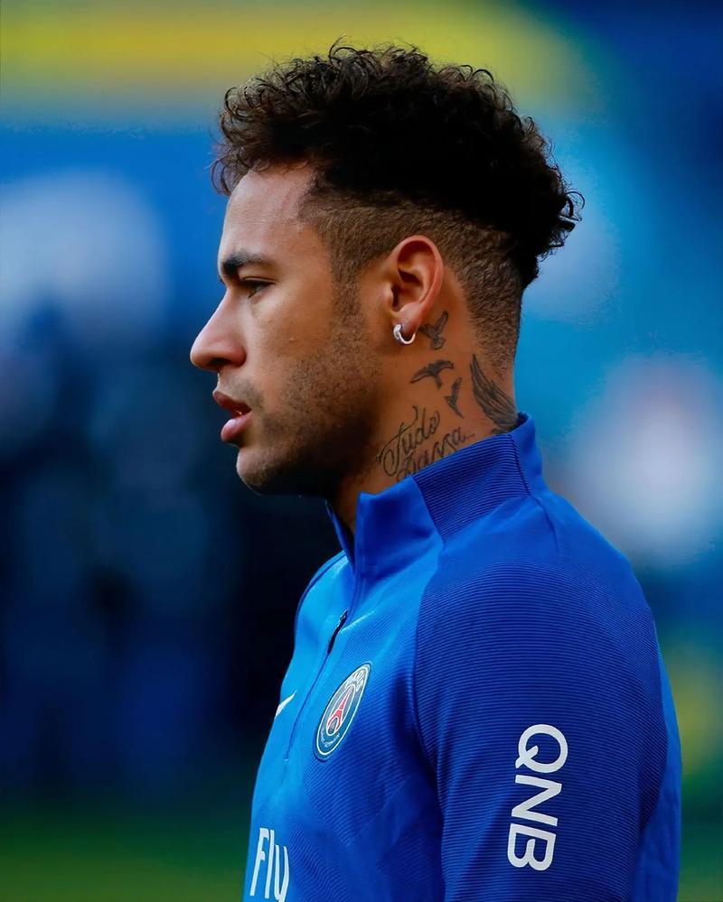 足球曼联门将世界级神扑登上热搜