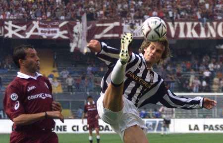 乌奈·西蒙：逼平巴黎是积极的结果，但其实我们有机会拿三分