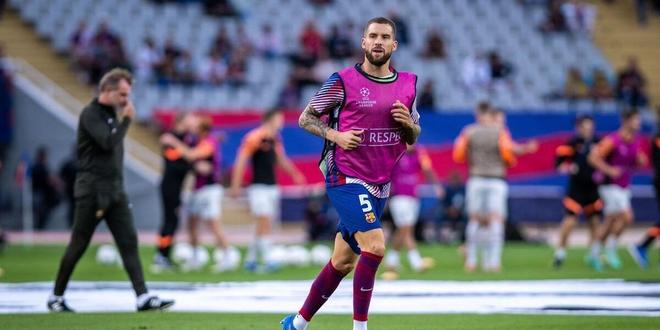 英超前瞻：热刺盼摆脱主场虫形象，曼联做客欲报4杀之仇（英超前瞻：热刺力求摆脱主场虫标签，曼联客场誓报四杀之仇）