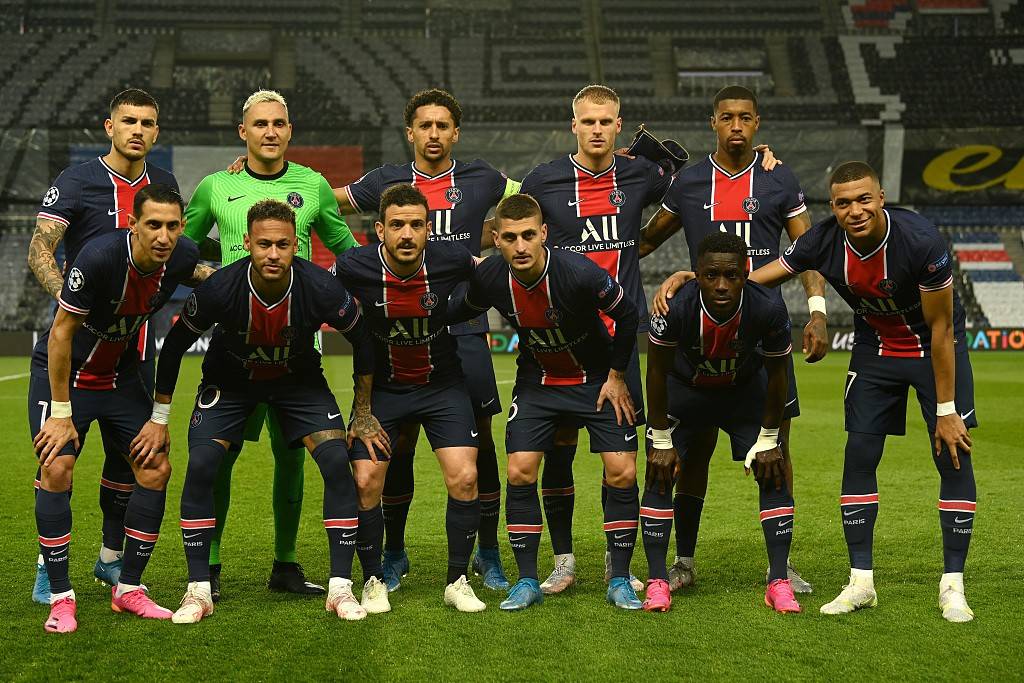 罗杰斯：能赢下曼联真的很重要，球迷的支持让球队表现更出色（罗杰斯：击败曼联意义重大，球迷助力令球队发挥更佳）