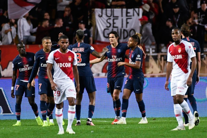 西甲前瞻：巴萨盼取胜继续争夺榜首，阿拉维斯能否制造麻烦？（西甲前瞻：巴萨力争三分继续冲击榜首，阿拉维斯能否搅局？）