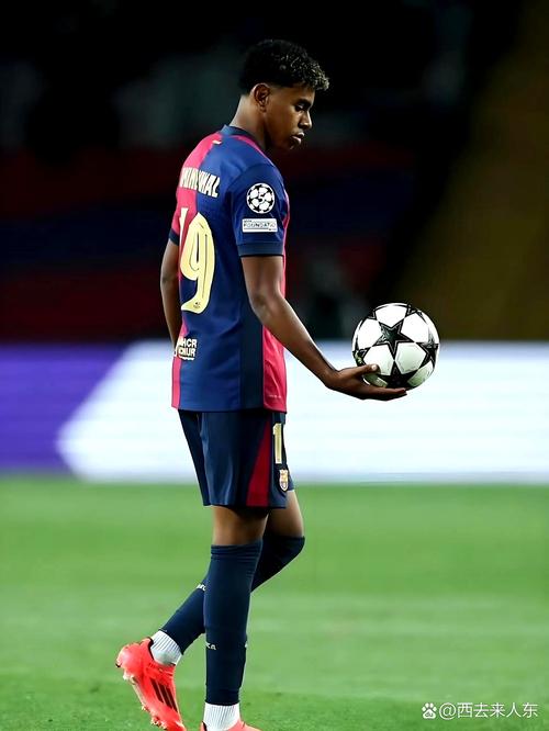 教练夸他“像黄金一样重要”