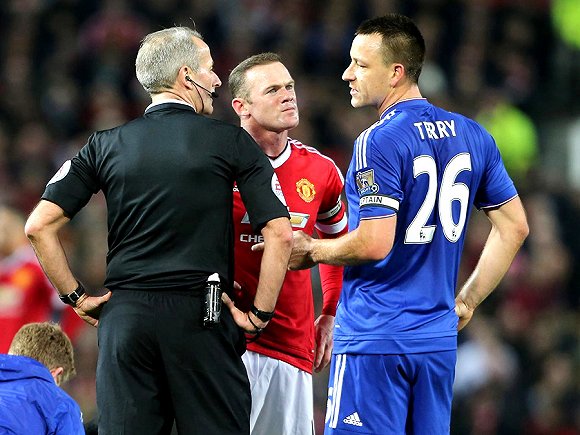 意甲战报：劳塔罗传射建功，国米2-1击败热那亚登顶（意甲快讯：劳塔罗一传一射，国米2-1力克热那亚升至榜首）