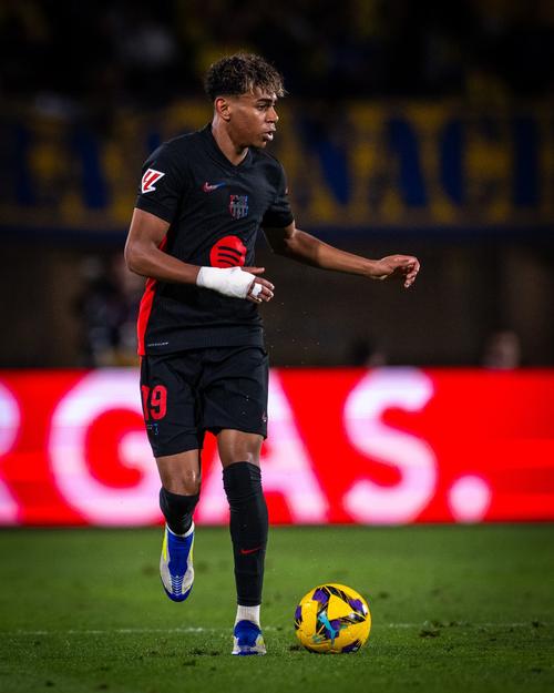 迈阿密国际拟买断阿连德，阿根廷前锋季后赛6场9球创纪录助队夺冠