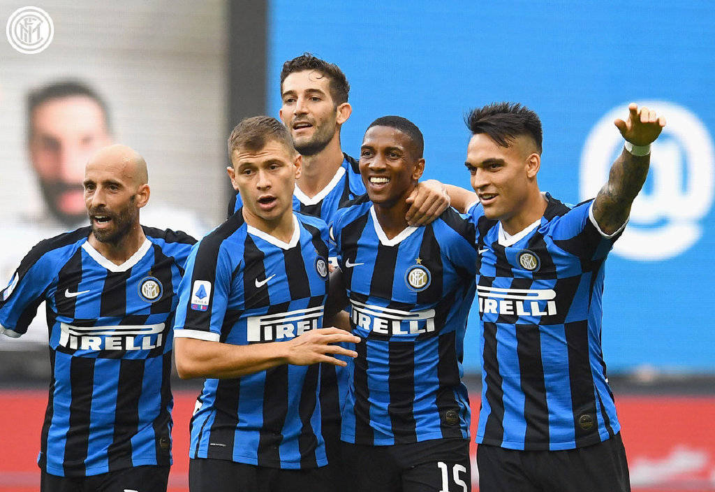 姆伯莫近7次代表喀麦隆出场单人2球3助，制造超半数进球（姆伯莫近7次为喀麦隆出战2球3助，参与球队超半数进球）