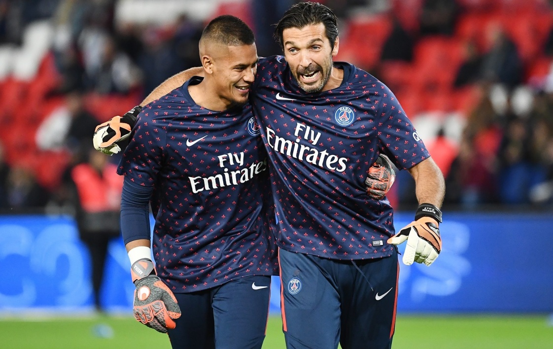 孔蒂：卡拉巴赫非常难对付，我对球队今天的表现很满意