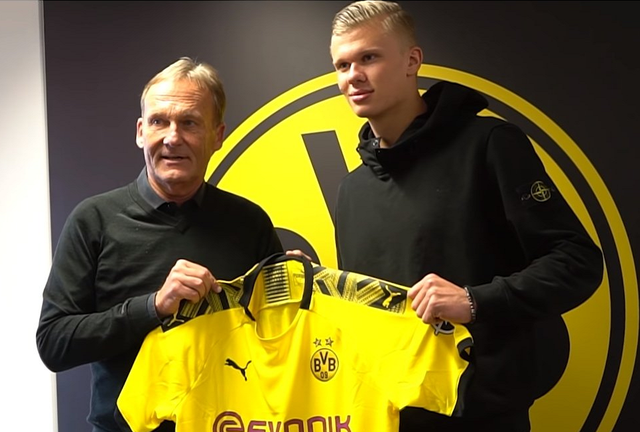 卡拉格怒批：萨拉赫在来到利物浦之前，他在切尔西是失败者！