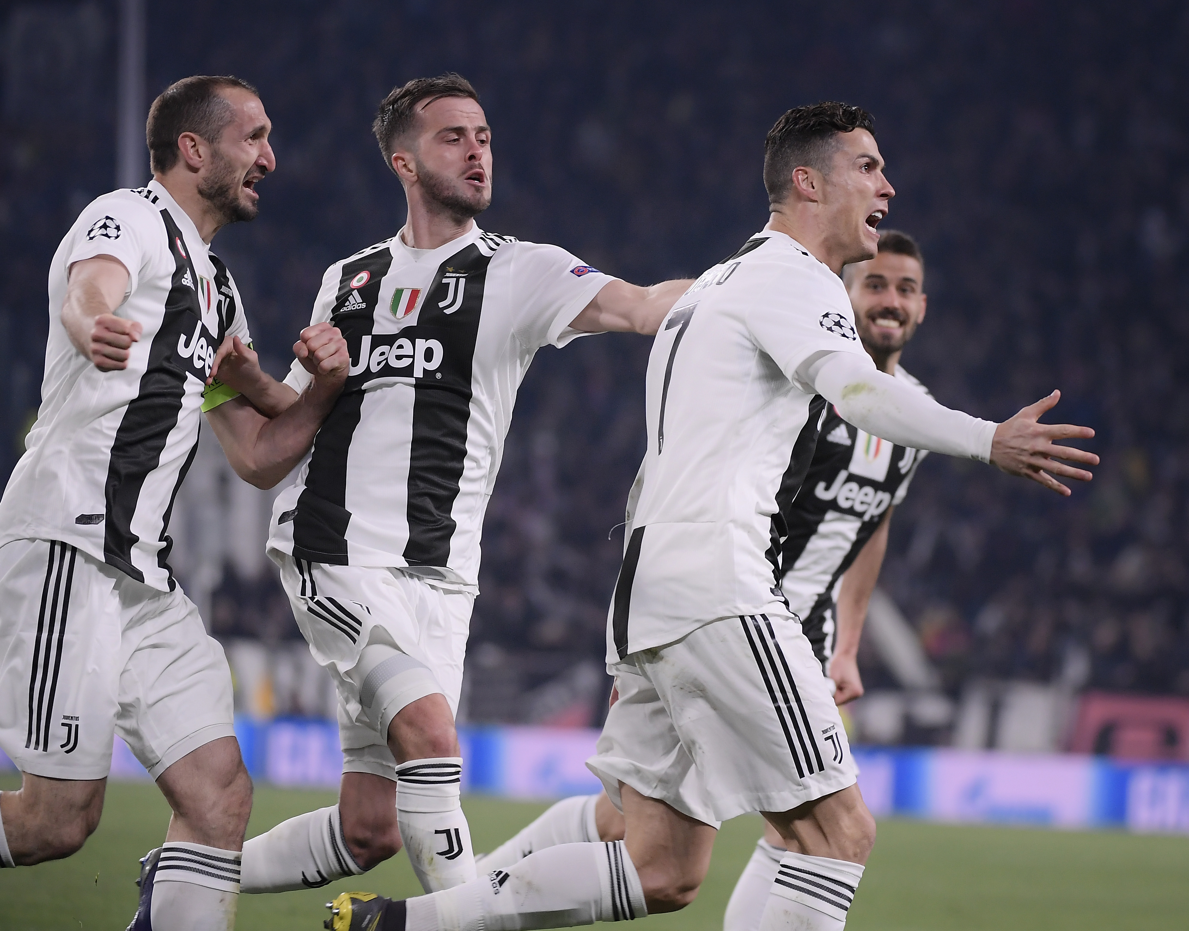 热刺旧将：弗兰克应该弃用门将维卡里奥，他实在过于平庸