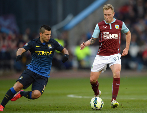 蛇精灵大战红魔鬼！意甲官方发布米兰德比预热海报